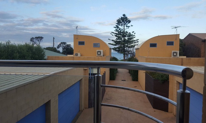 Indented Head House | Beachfront water views modern town house
