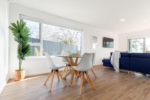 Bridport House | Beachside Bliss in Bridport