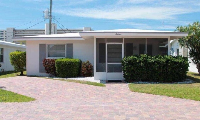 Aloha Kai Condo | Beachside Fun & Family Comfort, Just Steps from the Sand – Aloha Kai #16 - Roelens