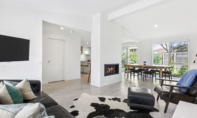 Mount Martha House | Beachside Getaway - 5 minutes walk to the beach.