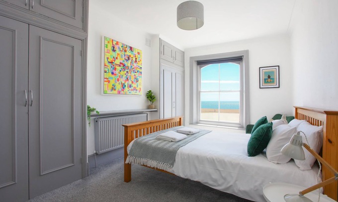 Folkestone Apartment | Beachside Terrace, Folkestone