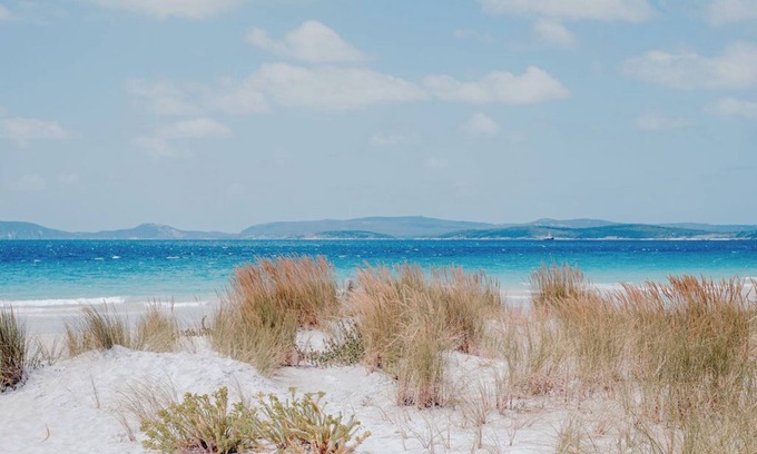 Collingwood Park Villa | beachside villa - just 5 mins walk to the Middleton Bay beach