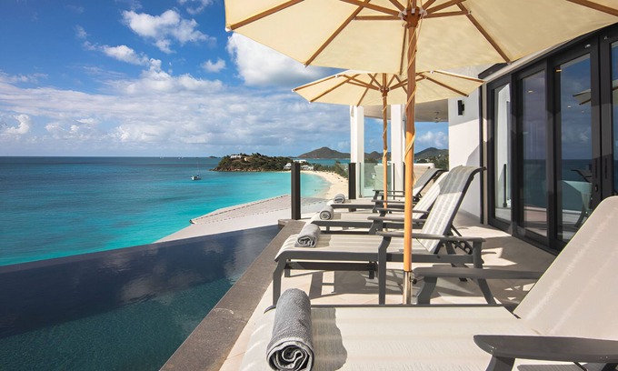 Fryes Beach Hotel | Beachside Villa with 4 Bedrooms, Kitchen, & Living Area with Endless Sea View