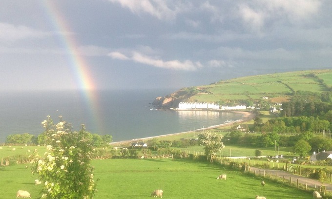 Glenariff Cottage | Beachview Cottage Co. Antrim blue door 4 bedrooms