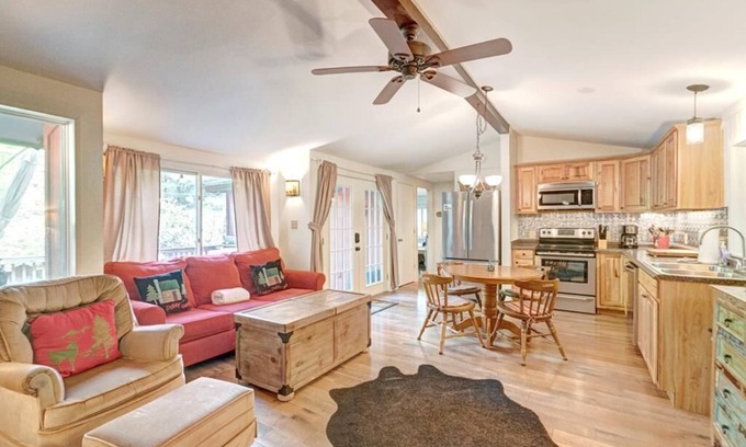 Mill Ridge House | Bear Haven- NEW PROPERTY LISTING- Mountain House, Affordable, Pet Friendly, Seasonal Pool, Tennis.