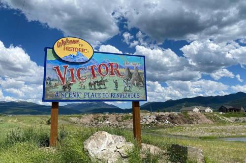 Victor House | Bear Lair at Teton Valley Idaho