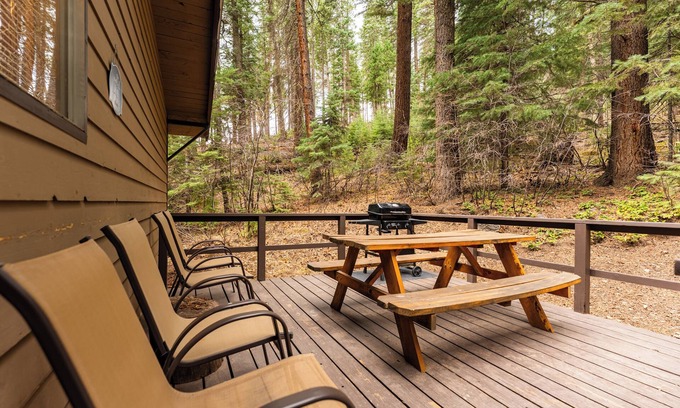 Bayfield Cabin | Bear Paw Lodge