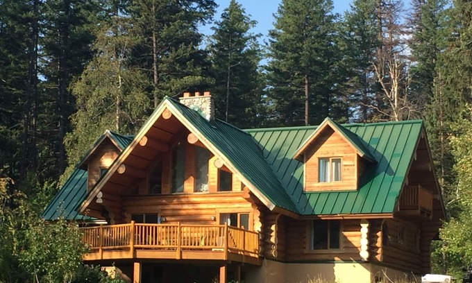 Gold Bridge Cabin | Bears Den - A gorgeous lake view log cabin surrounded by breathtaking scenery!