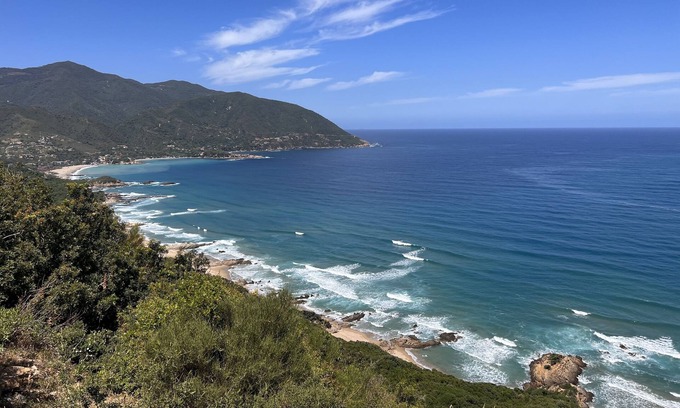Skikda Province House | Beau T1 au RDC D'une Villa à 8mn à Pied de la mer