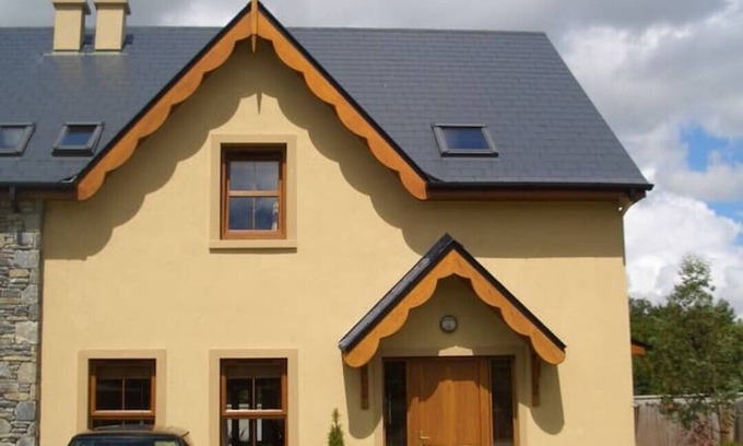 Beaufort House | Beaufort, Killarney - 3 bed house, sleeps 6