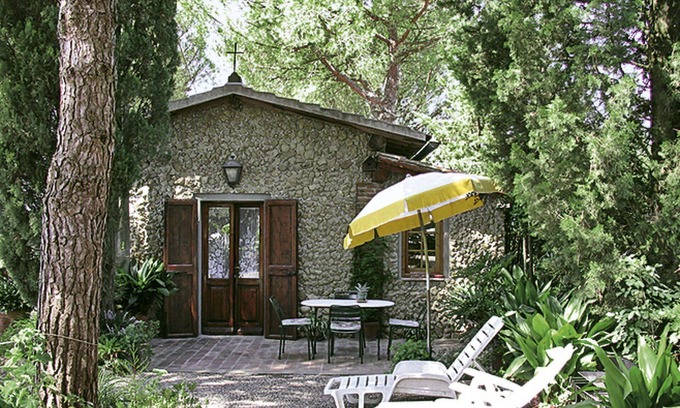 Palaia House | Beautiful private villa for 2 people with TV, terrace and parking
