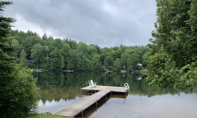 Grenville-sur-la-Rouge Cottage | Beautiful waterfront cottage with many amenities in Grenville-sur-la-Rouge, QC