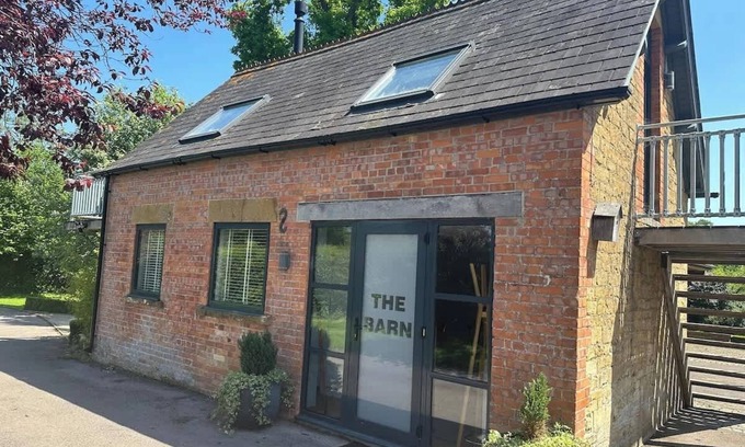 East Chinnock House | Beautiful Barn Conversion in the Heart of Somerset