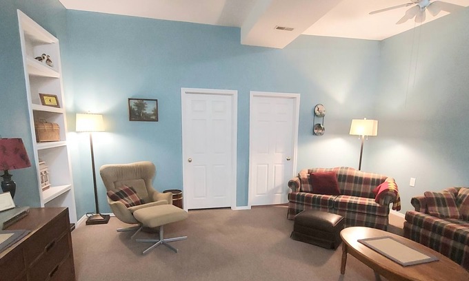 Louisiana Apartment | Beautiful 2 bedroom, apartment in historic rehab by the Mississippi River