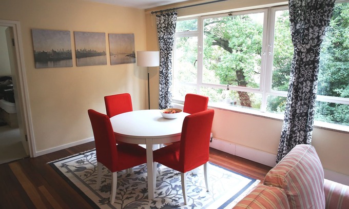 Crystal Palace Apartment | Beautiful 2 Bedroom Private Apartment