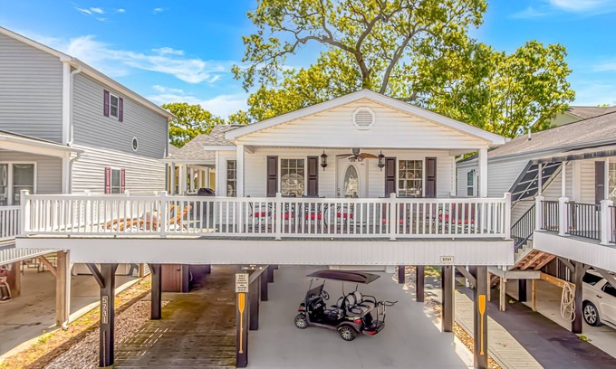 Surfside Beach House | Beautiful! 2 king bed-2 bath-End of August Special!