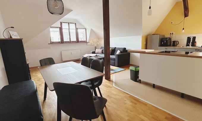 Naumburg Apartment | Beautiful 2 room apartment right in the center of Naumburg