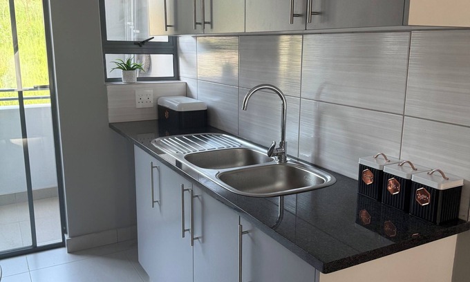 Mbabane Apartment | Beautiful 2bedroom 2bathroom with high speed WiFi in Mbabane central.