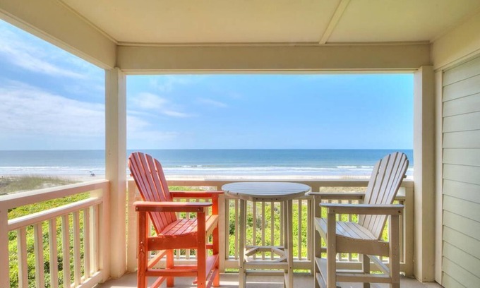 Caswell Beach Condo | Beautiful 2BR/2BA Oceanfront Condo-Beach Steps Away, Pool, Sleeps 5
