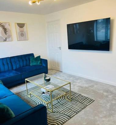 Grimsby House | Beautiful 3 Bed Detached House in Grimsby