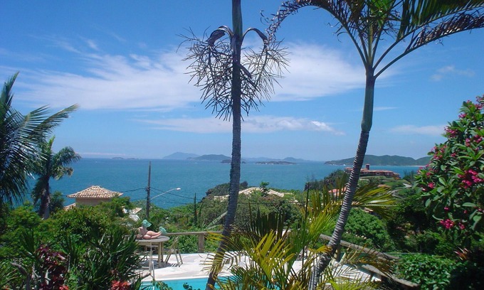Ferradurinha House | BEAUTIFUL 3-bedroom house, 2 of which are suites, with fantastic sea views!