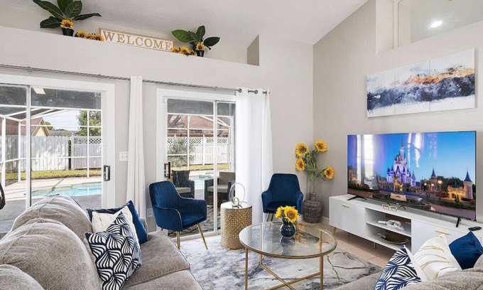 Briargrove House | Beautiful 3BR Home Heated Pool Game Room by Disney