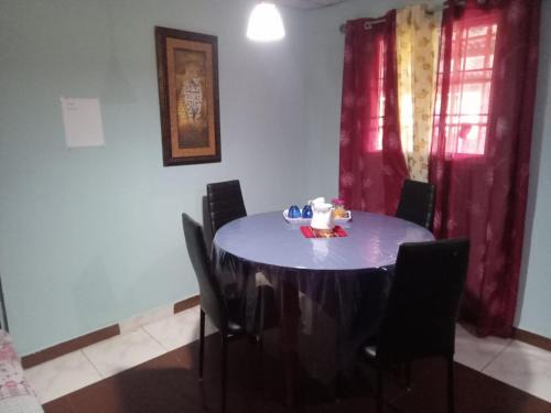 Panama Oeste Province Apartment | Beautiful air conditioned villa for singles, couples, families and groups cozy stay