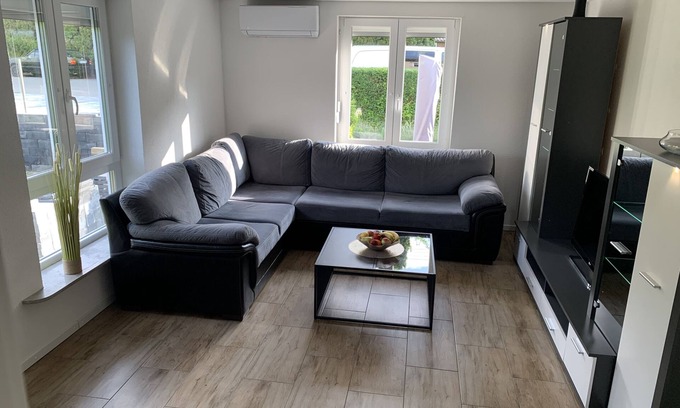 Balingen Apartment | Beautiful air-conditioned vacation apartment