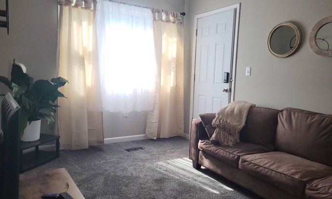 Fulton Apartment | Beautiful and also conveniently located.