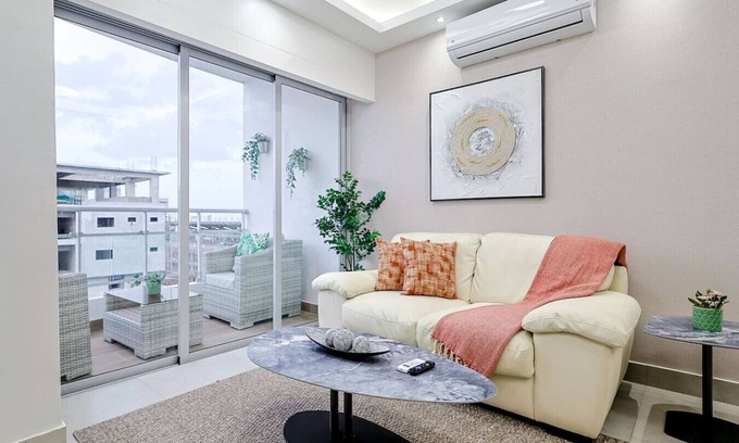 Evaristo Morales Apartment | Beautiful and Cozy 1BR Centric Condo, Full AC, King Bed, Pool.