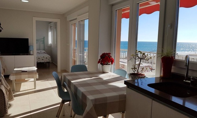 Coveta Fuma Apartment | BEAUTIFUL APARTMENT VACATION RENTAL PLAYA SAN JUAN ALICANTE