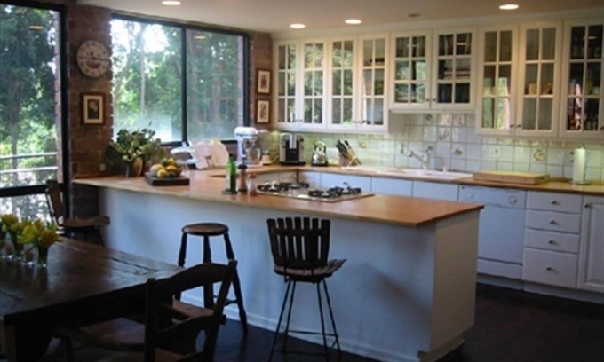 Pacific Palisades Condo | Beautiful apartment by the beach and the mountains