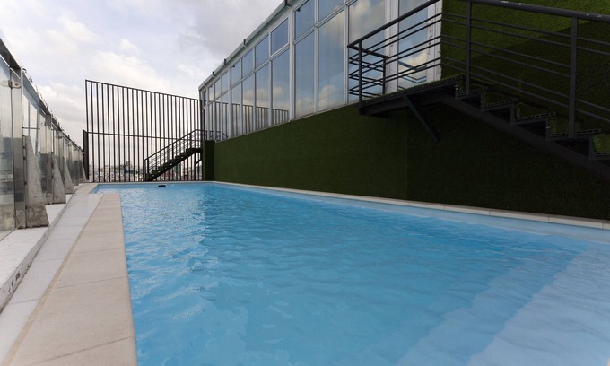 Phu Nhuan Apartment | Beautiful Apartment with Pool and Gym