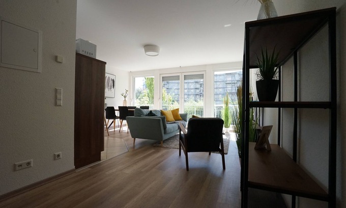 Zentrum-West Apartment | *beautiful Apart with huge terrace/2 rooms in the centre/ground floor WE08