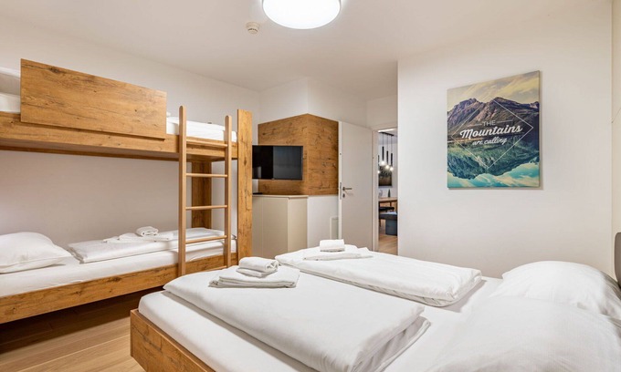 Annenheim Apartment | Beautiful apartment for 3 guests with WIFI, TV, balcony and parking