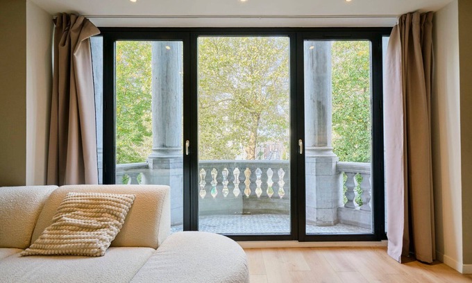 La Madeleine Apartment | Beautiful apartment with 2 bedrooms & parking