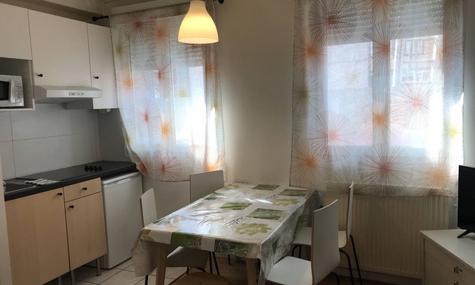 Pantin Apartment | Beautiful apartment at the Paris gate