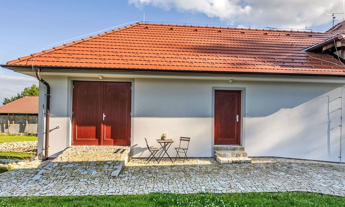 Horni Plana Apartment | Beautiful apartment for 12 guests with WIFI, terrace, pets allowed and parking