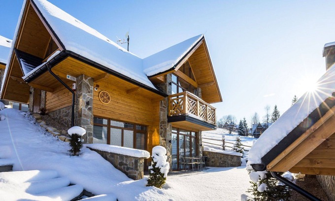Zakopane House | Beautiful apartment in villa for 6 guests with WIFI, TV, terrace and pets allowed