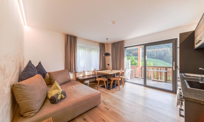 Collepietra Apartment | Beautiful Apartment “Sonnleiten Sonnenadler 2" with Mountain View
