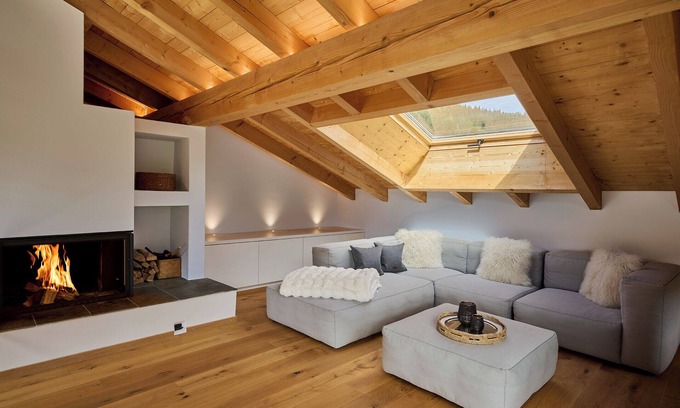 Klosters-Serneus Apartment | Beautiful Apartment 'Uf Dr Egga' with Wi-Fi