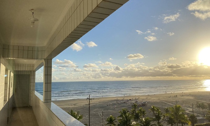 Canto do Forte Apartment | Beautiful Apt in the best location, facing the beach and overlooking the sea