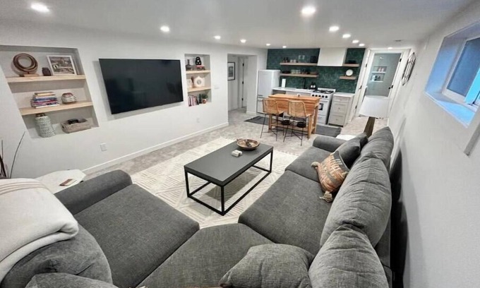 Whittier Heights Apartment | Beautiful Ballard Basement