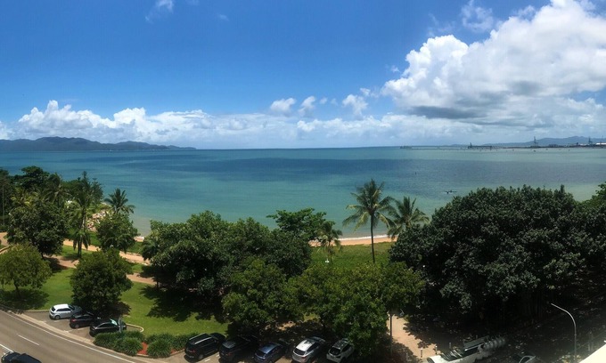North Ward Apartment | Beautiful Beachfront location.