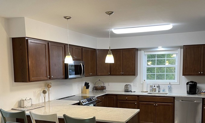 Pine Island House | Beautiful Brand New Townhome In The Hudson Valley