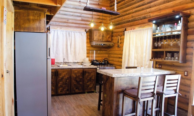 Arteaga Cabin | Beautiful cabin for family stays or romantic dinners as a couple.