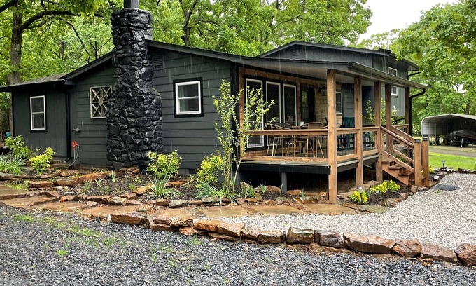 Hulbert Cabin | Beautiful cabin by the Lake