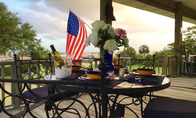 Lake Charles House | Beautiful Calcasieu Lake Views from Old Settlement Home.