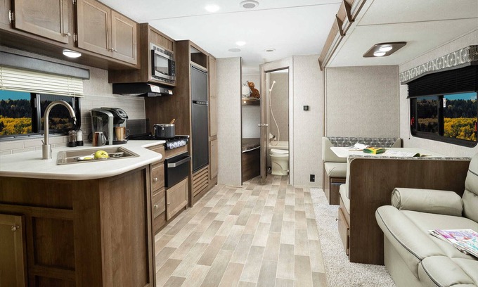 Rutherfordton RV Rental | Beautiful Camper on quiet lot in the foothills of Western NC