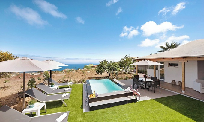 Santa Barbara House | Beautiful "Casa Adayeim 1" with Pool, Wi-Fi, Terraces, Sea & Mountain Views